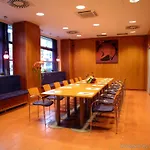 M Otel
