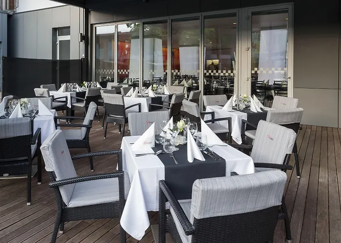 M 4* リュブリャナ