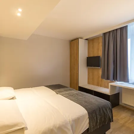 M Hotel 4*