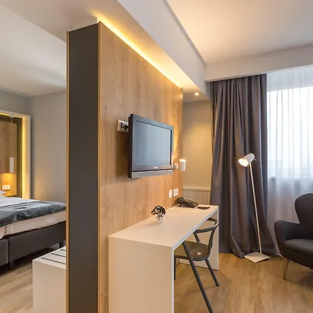 M Hotel 4*