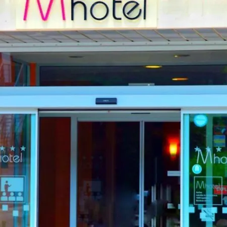 M Hotell
